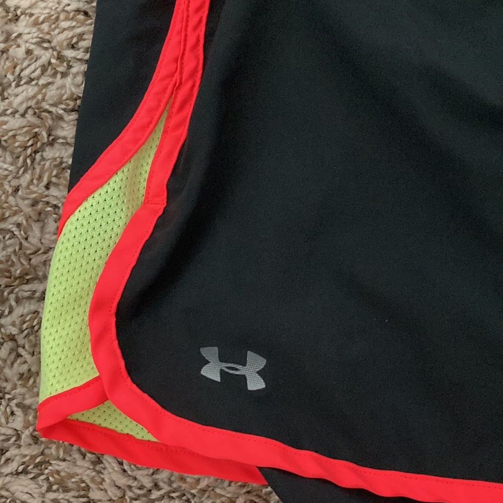 Neon Shorts - Picture 4 of 4